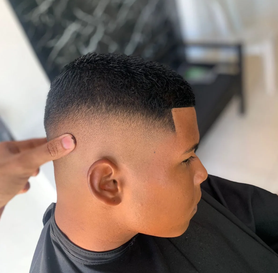 Corte social com degradê baixo